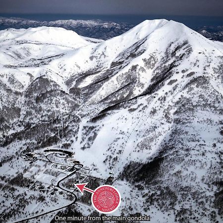 Annupuri Lodge At Нисэко Экстерьер фото